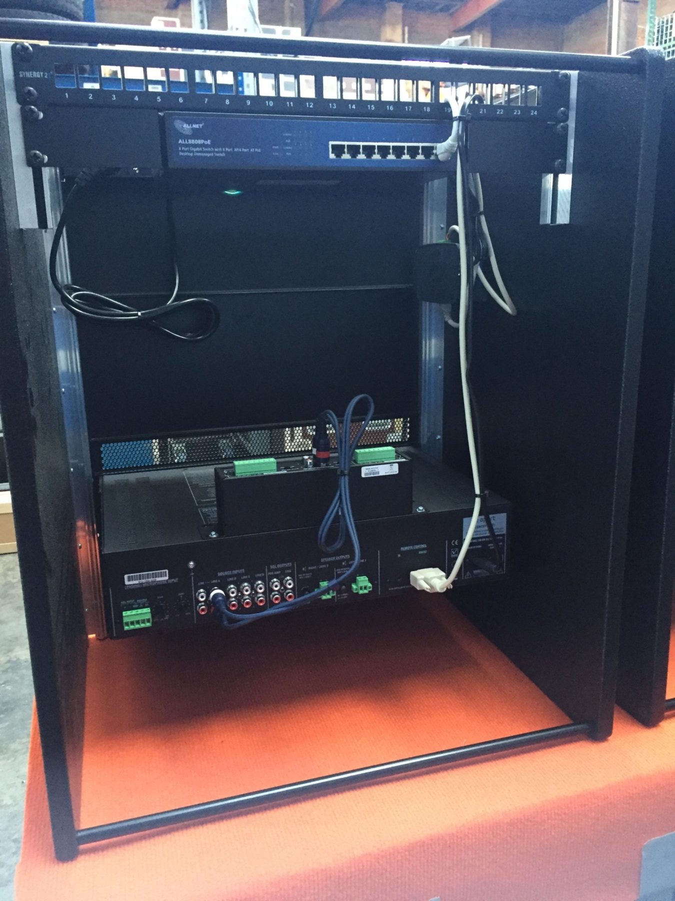 Installation Medientechnik - KS-Showtechnik